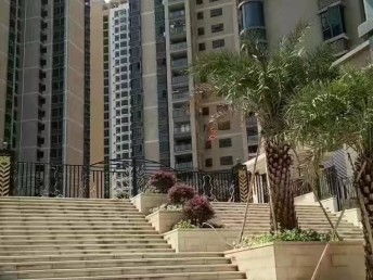 深圳羊臺國際 地下停車場與管道燃氣齊備的山景品質居所